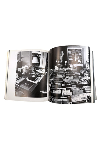 Biennale di Firenze Looking at Fashion Catalogue