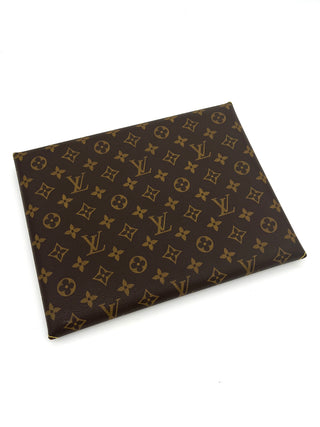 1996 Louis Vuitton Visionaire 18 Fashion Special Portfolio