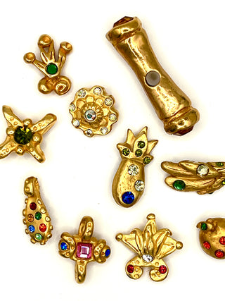Rare Todd Oldham Signed 1990s 24kt Gold Plated Swarovski Crystal Button Mix Set Of 10 – Signed Vintage Buttons