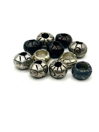 Set of 11 Vintage 1990s Todd Oldham Silver-Plated Etched Beads – Ebonized