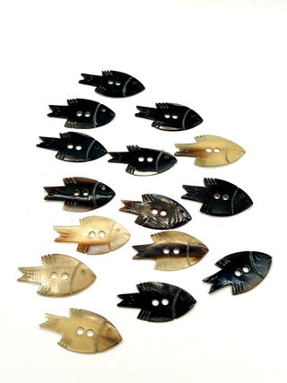 Todd Oldham Studio Happy Fish Buttons – Set of 14 Synthetic Tortoise Look Buttons