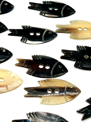 Todd Oldham Studio Happy Fish Buttons – Set of 14 Synthetic Tortoise Look Buttons