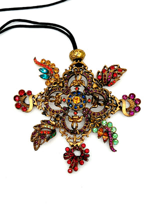 Fall 1996 Todd Oldham 24 kt Gold Plated With Ebonized Quatrefoil Jeweled Brooch Necklace