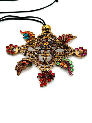 Fall 1996 Todd Oldham 24 kt Gold Plated With Ebonized Quatrefoil Jeweled Brooch Necklace