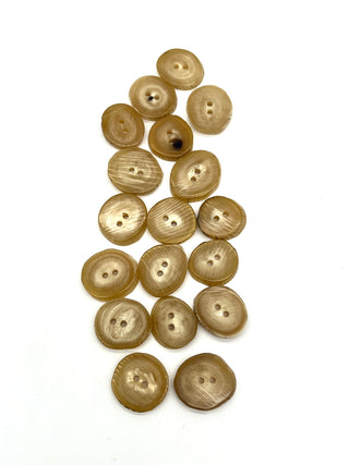 Set of 18 Naturally Discarded Horn Buttons – Handcrafted Slice-Cut Cream to Light Brown Buttons