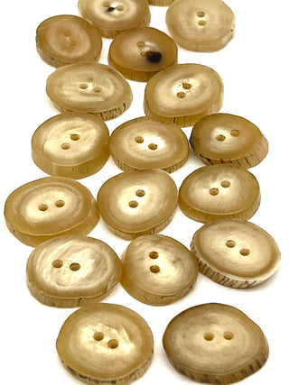 Set of 18 Naturally Discarded Horn Buttons – Handcrafted Slice-Cut Cream to Light Brown Buttons