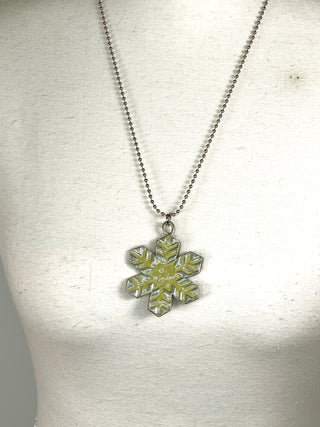 Vintage Todd Oldham Fall 1994 Enameled Snowflake Charm Necklace – Snowflake No. 1