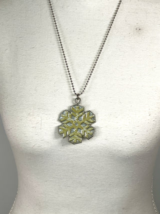 Vintage Todd Oldham Fall 1994 Enameled Snowflake Charm Necklace – Snowflake No. 2