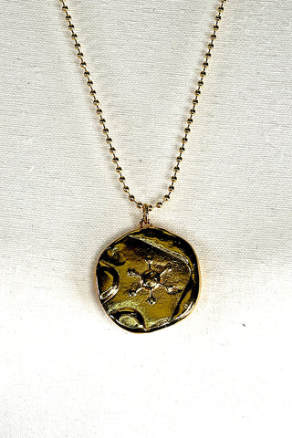 Spring 1996 Todd Oldham 24 kt Gold Plated Round Star Burst Charm Necklace